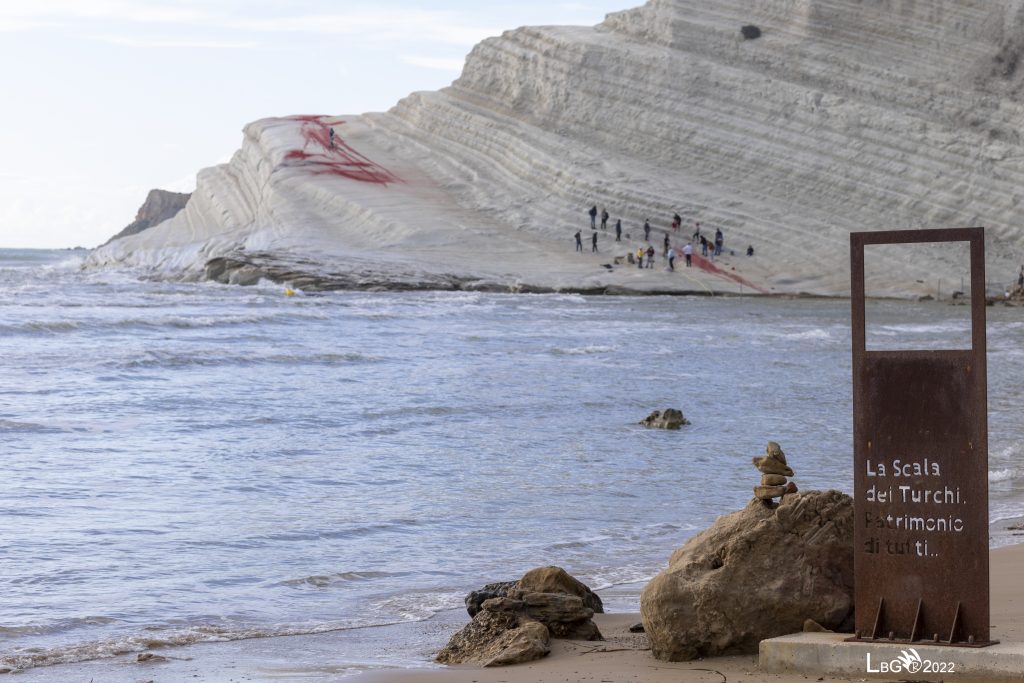 Scala dei Turchi di tutti e di nessuno! Reportage di Giuseppe Lo Brutto